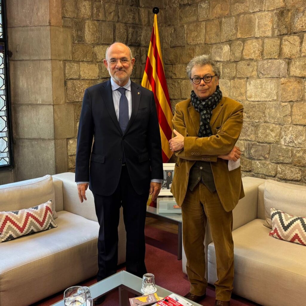 Instagram post from nedediciones. This post is in position 8.