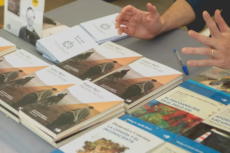 Instagram post from nedediciones. This post is in position 2.