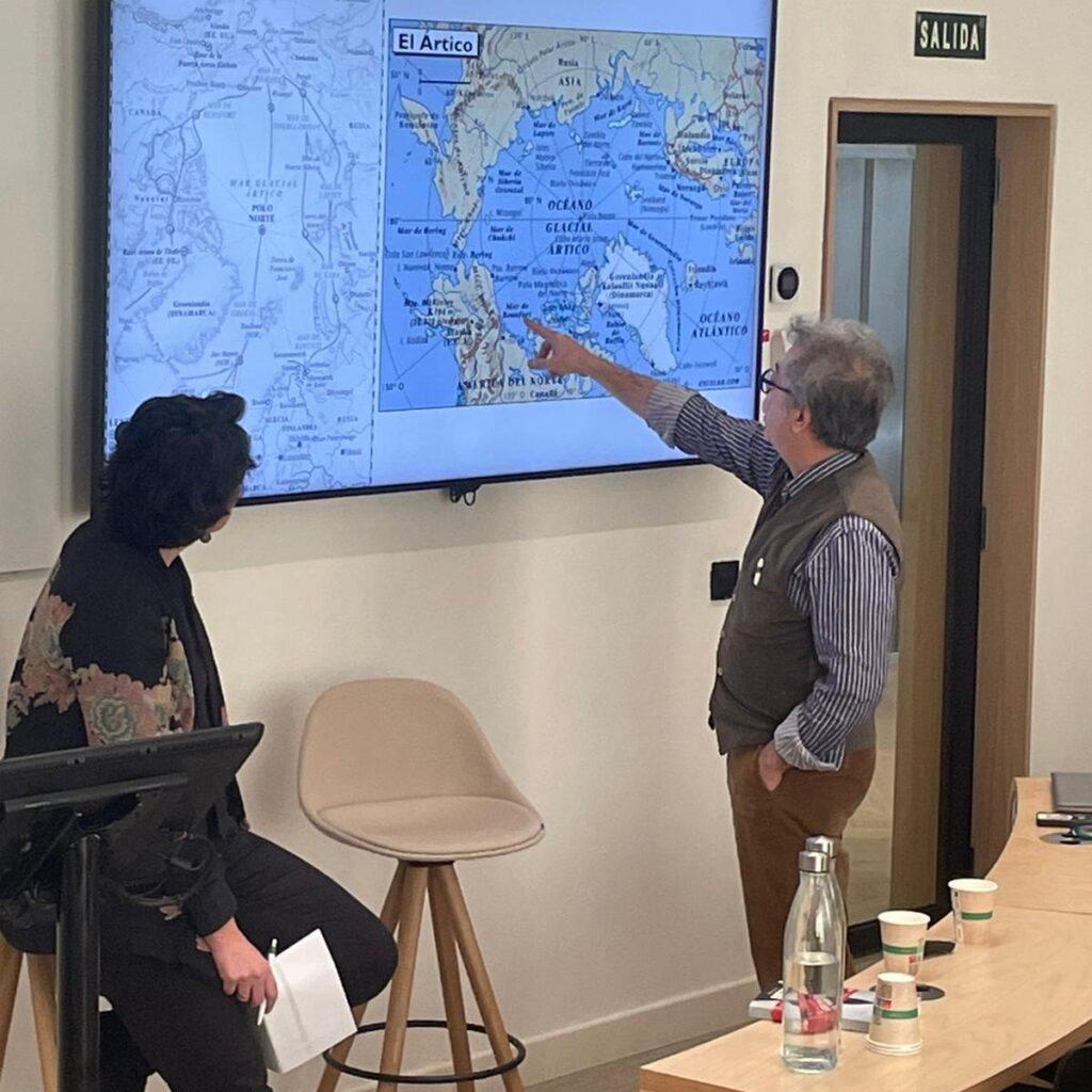 Instagram post from nedediciones. This post is in position 5.